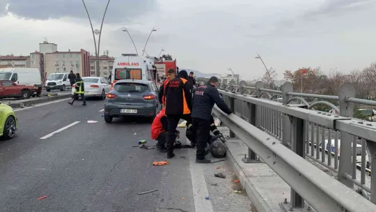 Kayseri'de facia gibi kaza: 4 yaralı