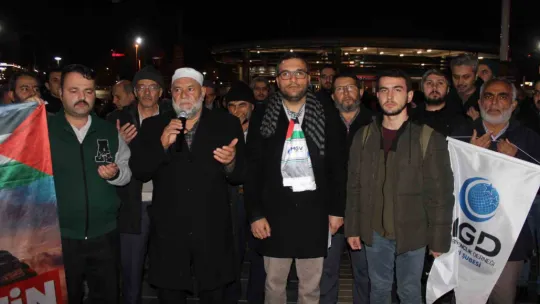 Kayseri'de İsrail tarafından öldürülen binlerce Filistinli için gıyabi cenaze namazı kılındı