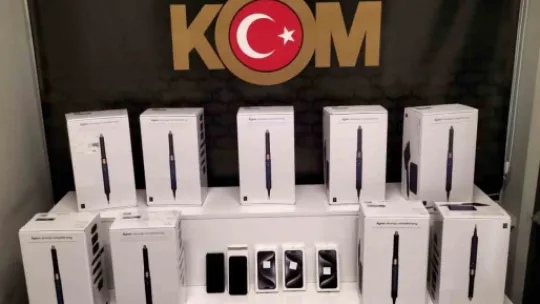 Kayseri'de kaçakçılık operasyonu: 80 bin dal doldurulmuş makaron ele geçirildi, 4 gözaltı