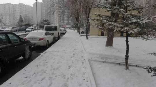 Kayseri'de kar yağışı etkili oldu