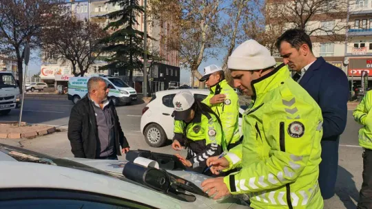 Kayseri'de kış lastiği denetimleri sürüyor, cezası bin 152 TL
