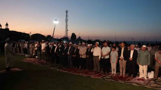 Kayseri'de Kur'an-ı Kerim'e yapılan çirkin saldırılara anlamlı tepki
