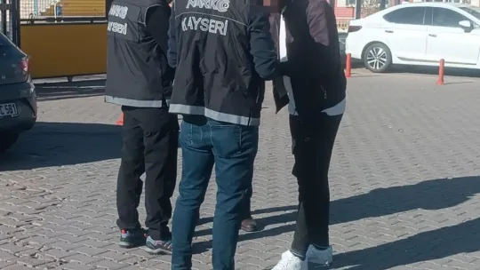 Kayseri'de Narkotik ekipleri denetimlerini sürdürüyor