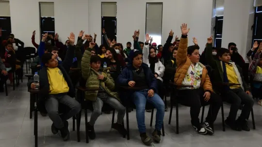Kayseri'de öğrencilere balık ekmek ikram edildi