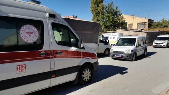 Kayseri'de otomobil içerisinde kadın ve erkek cesedi bulundu
