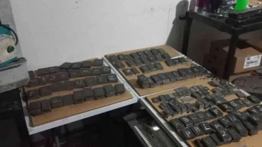 Kayseri'de sahte plaka imalathanesine operasyon