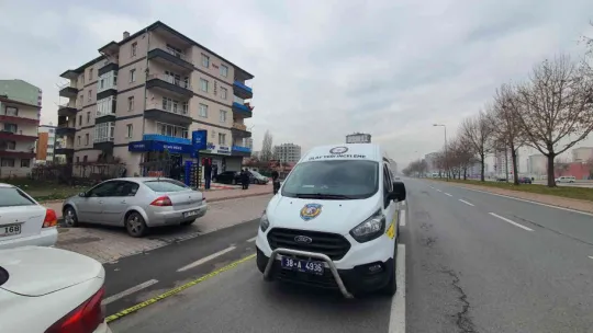 İşyeri silahla tarandı: 2 yaralı