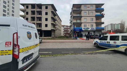 İşyeri silahla tarandı: 2 yaralı