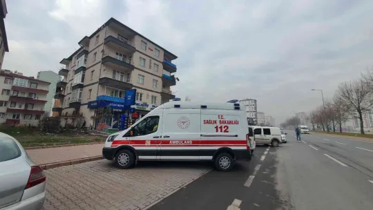 İşyeri silahla tarandı: 2 yaralı