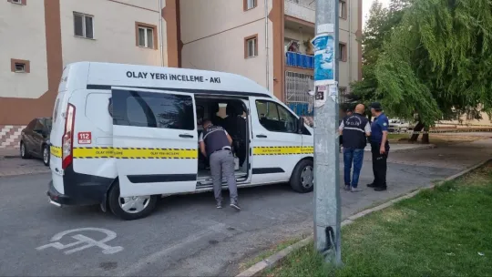 Kayseri'de şişeli silahlı kavga: 2 yaralı
