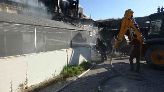 Kayseri'de sucuk üretim fabrikasında yangın