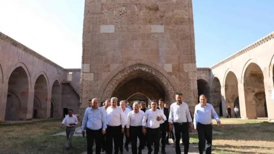 Vali Çiçek'ten turizm ve üretim atağı