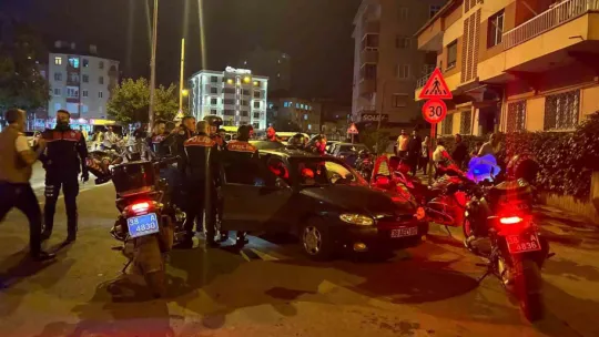 Otomobille polisten kaçan araçta uyuşturucu bulundu