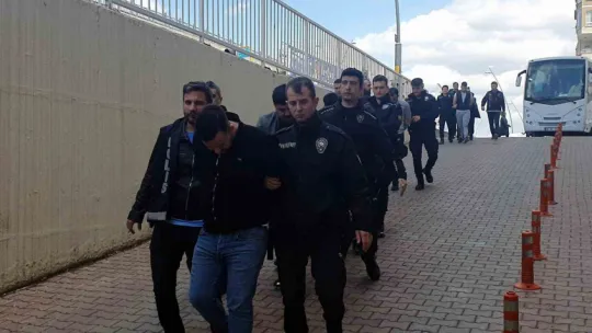 Kayseri'de uyuşturucuya geçit yok: 9 kişi adliyede