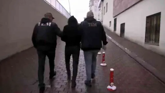 Kayseri'de yılbaşı öncesinde DEAŞ'a darbe: 9 gözaltı