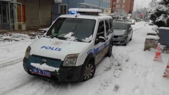 Kayseri'de yüzey temizleyicisi içen bebek zehirlendi