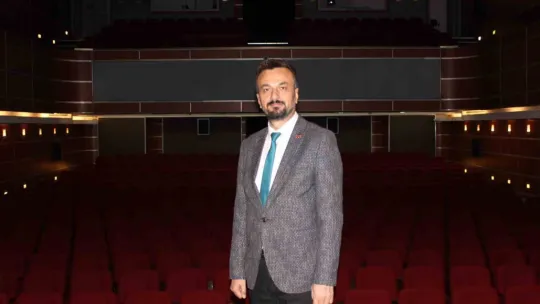 Kayseri Devlet Tiyatrosu ilk 5 oyunda kapalı gişe
