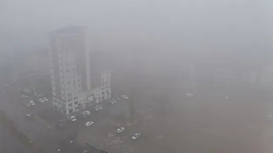 Kayseri güne sisle uyandı: Görüş mesafesi 10 metreye düştü