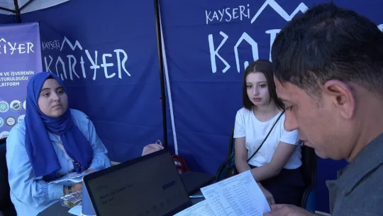 Kayseri Kariyer Merkezi, vatandaşlara iş kapısı olmaya devam ediyor