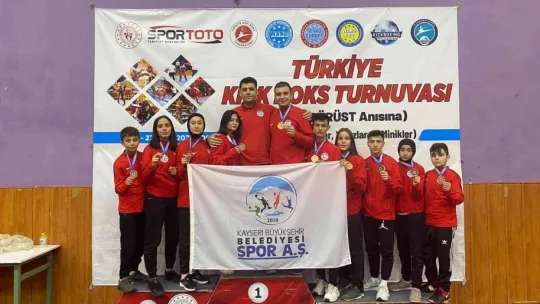 Kayseri Kick Boks'ta madalyalara ambargo koydu