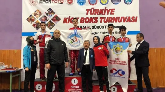 Kayseri Kick Boks'ta madalyalara ambargo koydu