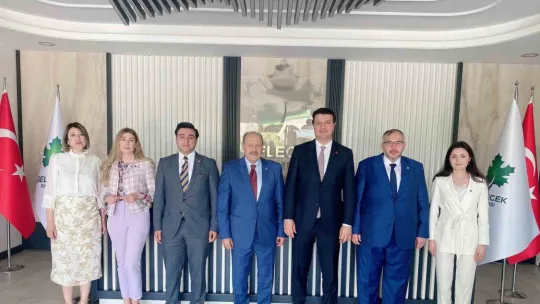 Kayseri Milletvekili Arıkan siyasi partilerle bayramlaştı