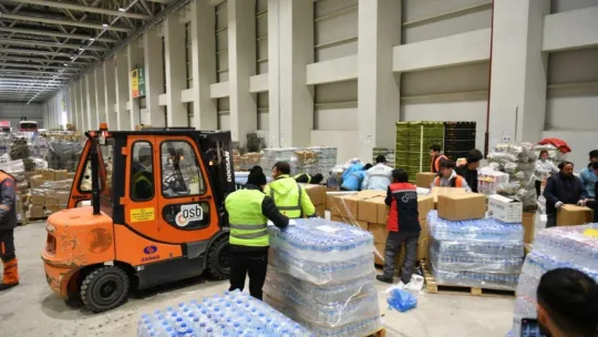Kayseri OSB, deprem yardımları koordinasyonun merkezi oldu
