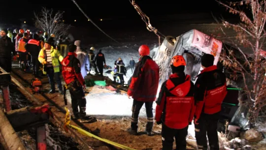 Kayseride yolcu otobüsü şarampole devrildi: 4 ölü, 24 yaralı