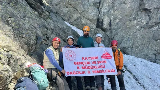 Kayserili Dağcılar Kaçkar'a Tırmandı