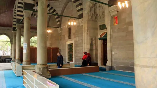 Kayserili Mimar Sinan'ın yaptığı cami 451 yıldır ihtişamını koruyor