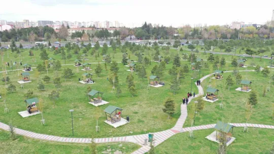Kayserililer, bayram tatilinde Millet Bahçesi'ne akın etti