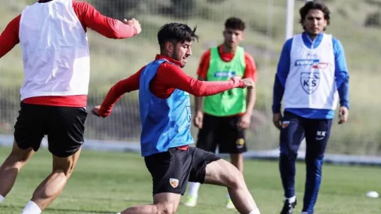 Kayserispor 30 futbolcuyla kampa girdi