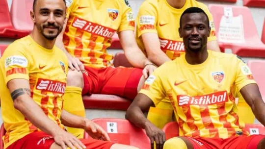 Kayserispor'un yeni forması görücüye çıktı