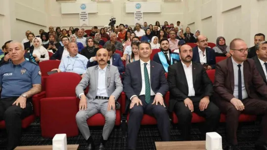KAYÜ Pınarbaşı MYO'da 2021-2022 Akademik Yılı Mezuniyet Töreni Düzenlendi