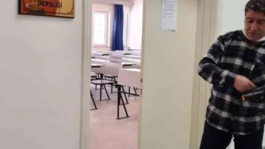 Kazada hayatını kaybeden öğrencilerin isimleri dersliklerde yaşayacak