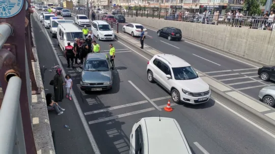 Kazadan sonra çıkan kavgada bir şoför bıçaklandı