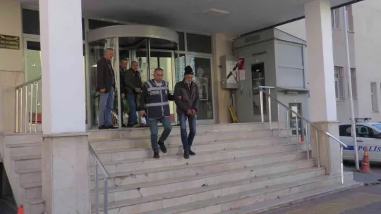 Kesinleşmiş hapis cezası bulunan 9 kişi yakalandı