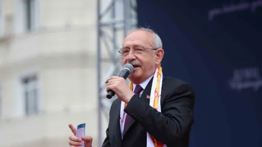 Kılıçdaroğlu: 'Herkesin caddelerde huzur içinde gezdiği bir ülke inşa edeceğiz'