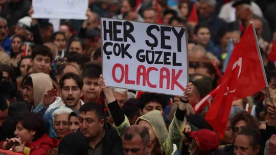 Kılıçdaroğlu: 'Herkesin caddelerde huzur içinde gezdiği bir ülke inşa edeceğiz'