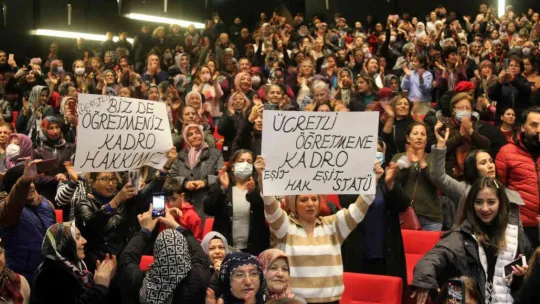 Kılıçdaroğlu: 'Türkiye düşündüğümüzden çok güzel bir ülke. Herkes burada üretecek ve burada kazanacak'