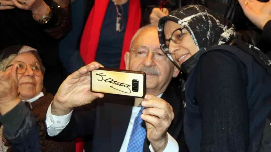 Kılıçdaroğlu: 'Türkiye düşündüğümüzden çok güzel bir ülke. Herkes burada üretecek ve burada kazanacak'