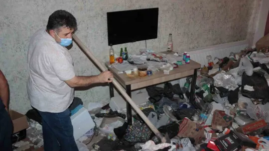 Kiracı gitti, çöp ev kaldı