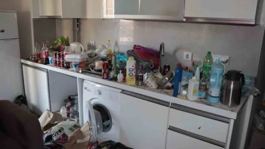 Kiracı gitti, çöp ev kaldı