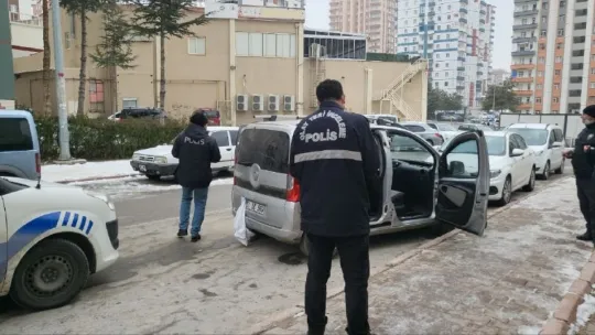 Kiralık araçla hırsızlık