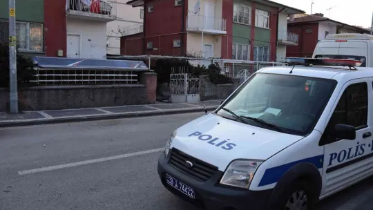 Kirayı almaya geldi, kiracısını ölü buldu