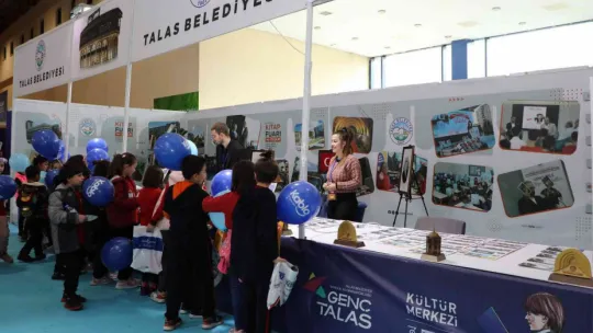 Kitap Fuarında Talas'a yoğun ilgi