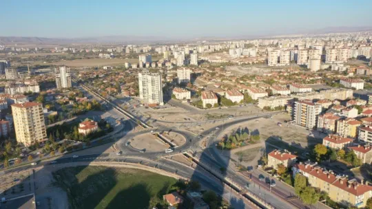 Kocasinan Belediyesi, akıllı kavşak ile 4 caddeyi birbirine bağladı