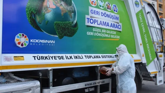 Kocasinan Belediyesi, geri dönüşüm atıklarını kaynağından ayrıştırılmış olarak topluyor