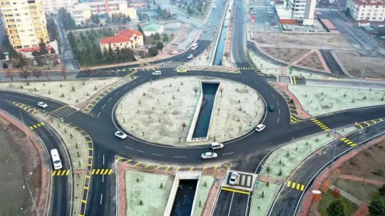 Kocasinan bir yılda 132 km asfalt yol yaptı