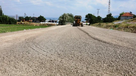 Kocasinan'dan kırsal mahallelere 115 km stabilize yol